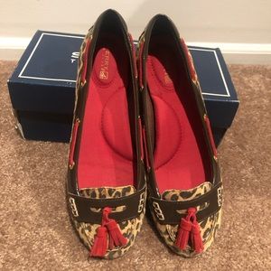 New Women Sperry Leopard Flats size 7